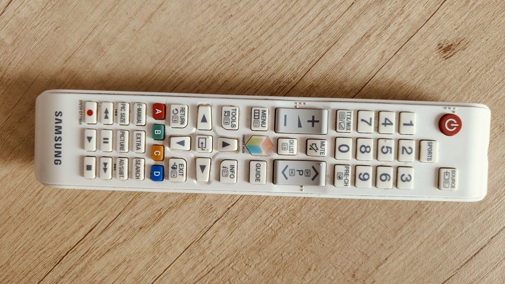 40 cali Samsung smart tv z Wi-Fi, YouTube, Netflix stan bdb