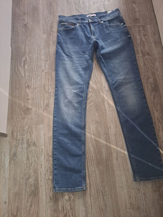 Spodnie Tommy Jeans