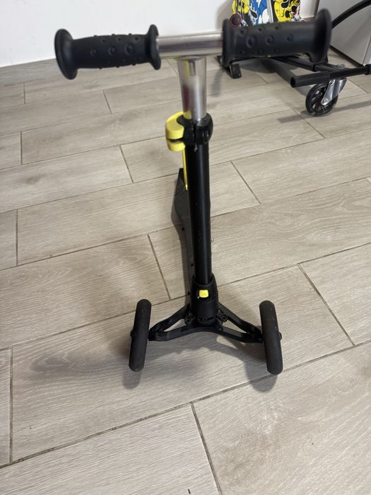 Trotinete Infantil 3 Rodas Oxelo B1 (Decathlon) – Preto/Amarelo