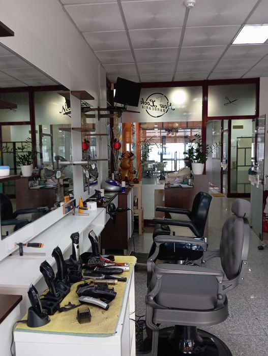 Aluga cadeira Barbeiro