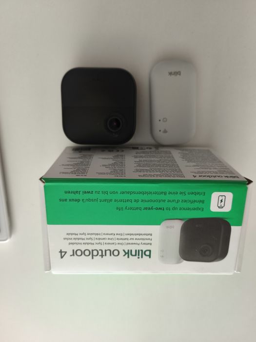 Câmera Blink Outdoor 4 + Sync Module Core  + Camera Blink Mini 2