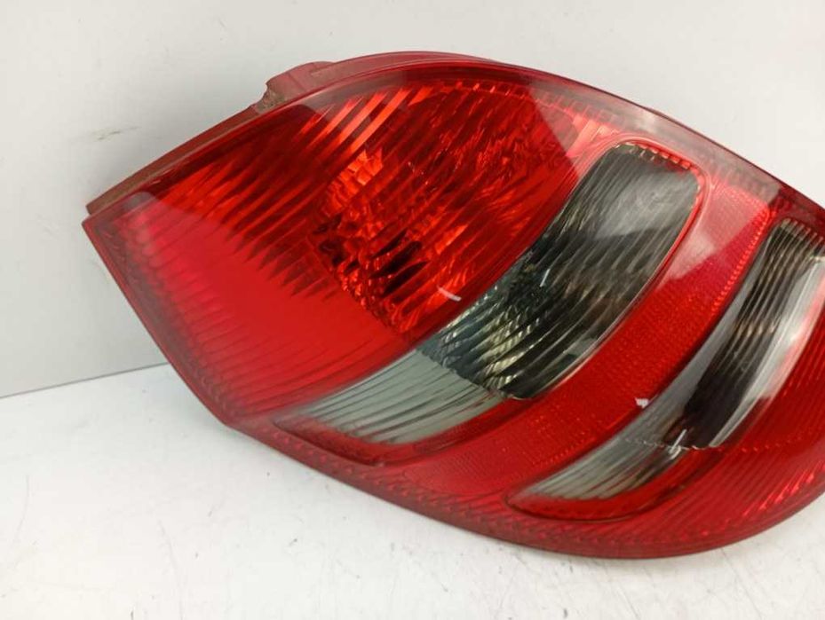 lampa tylna lewa tył mercedes w169 a-klassa 5-drzwi