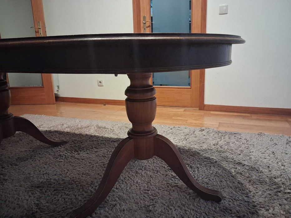 Mesa de Jantar em Madeira – 1,90 m x 1,00 m