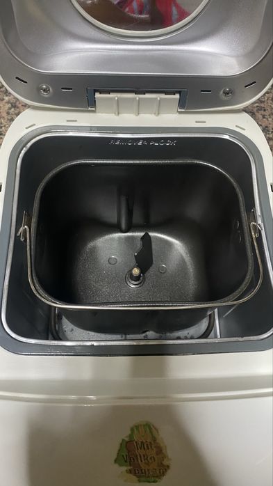 Maquina fazer pão Clatronic