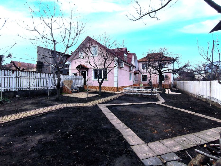 Продам ЧЕТЫРЕ таунхауса, Одесса, море 7-мь мин. пешком 10-ст.Б.Фонтана