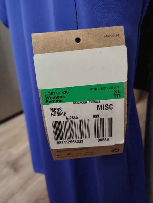 Лонгслів футболка Nike XL
Футболка Nike dri fit aca