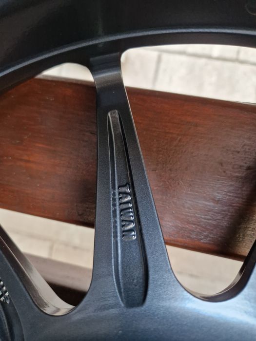 Felgi Japan Racing JR11   8J17 4X100 4X114.3