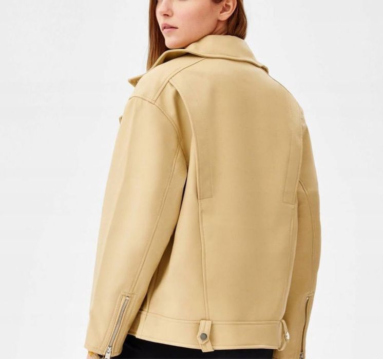 Косуха Bershka беж