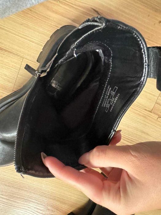 Шкіряне взуття Zara (оригінал)