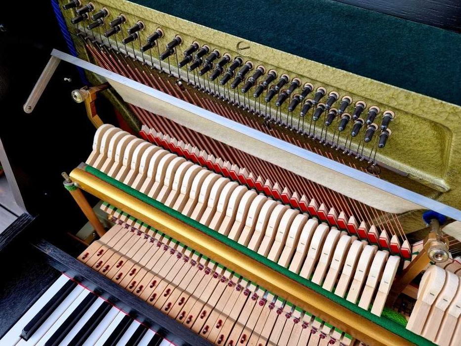 Pianino Nordiska Piano 106,5cm 1985r RENNER Czarny Matowy