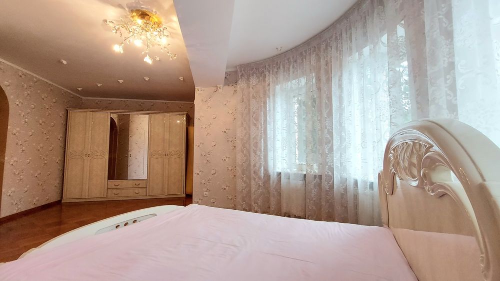 Оренда 3-х кімнатної квартири в центрі р-он Площі