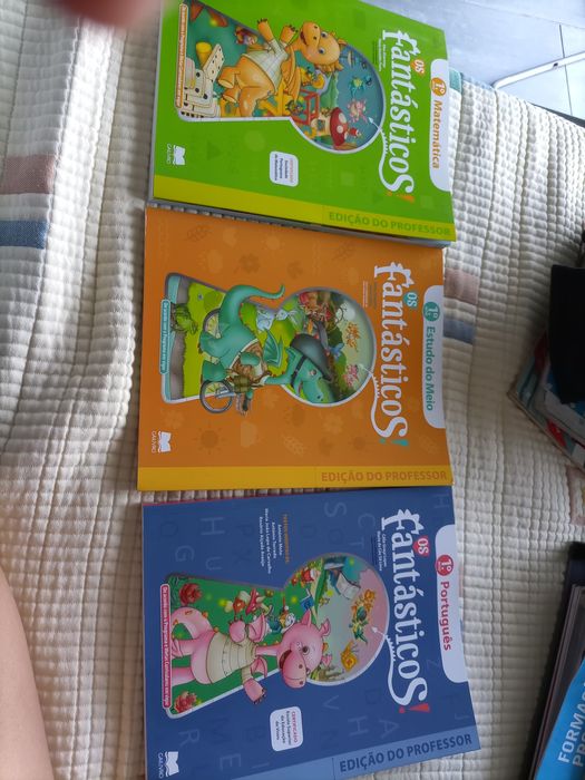 Livros do 1 ano  Plim, fantásticos, ...