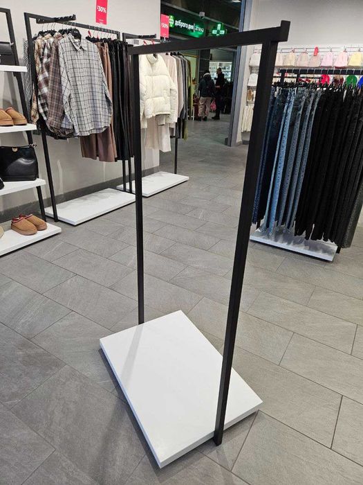 Стійка-рейл для одягу (двоопорна)