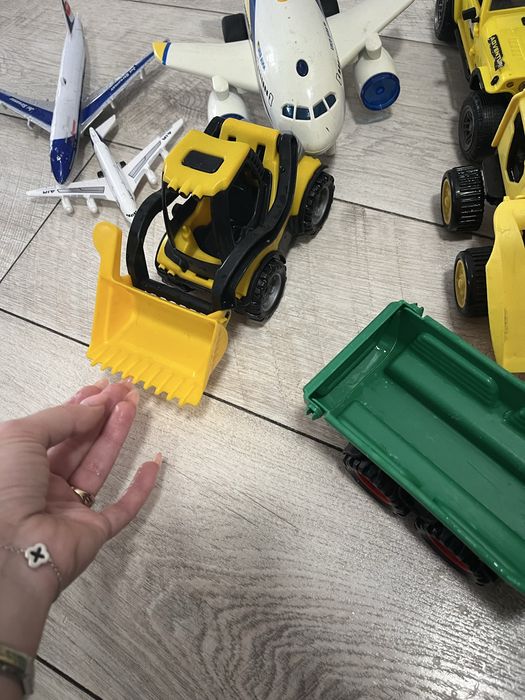 Лот машин самолеты трактор транспорт