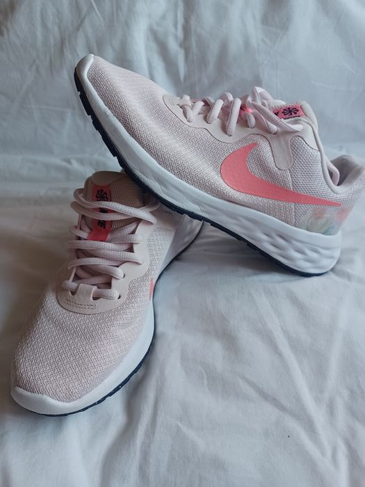 Sapatilha nike rosa