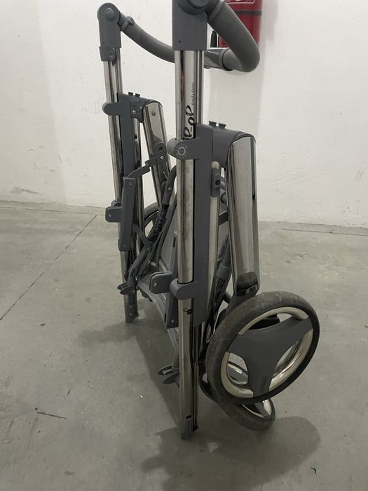 Carrinho de Bebecar hip hop