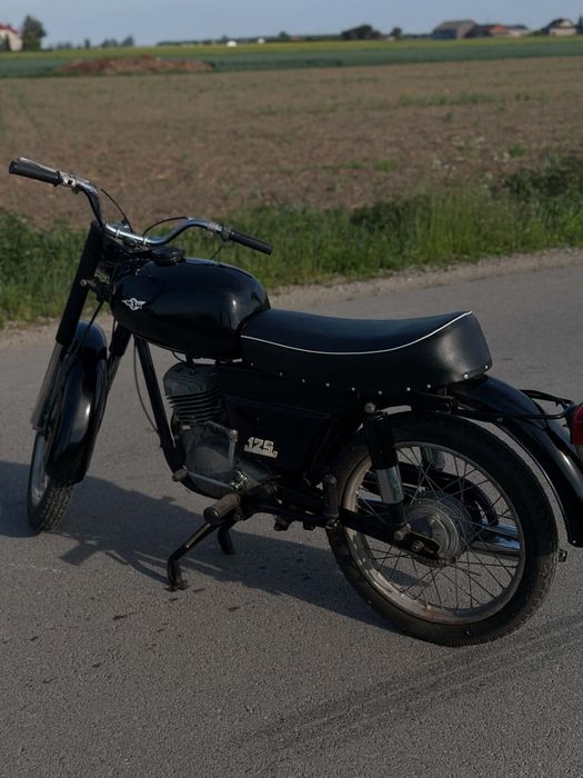 WSK 125 garbuska