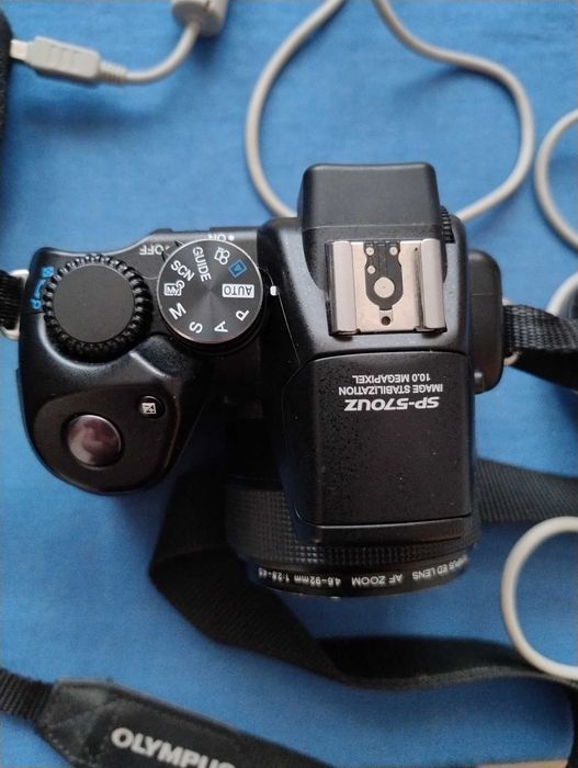 Olympus SP570UZ aparat cyfrowy