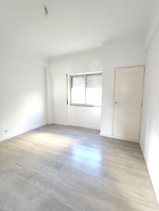 T2 Monte Abraão junto CTT