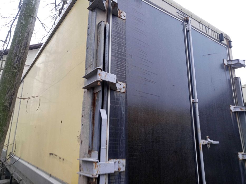 Будка утеплена. Атего.