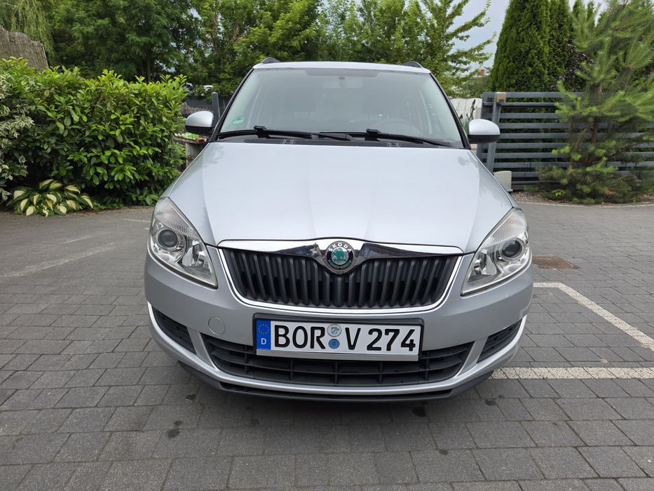 Skoda Fabia 1.2 benzyna  2012r bogato wyposażona z Niemiec