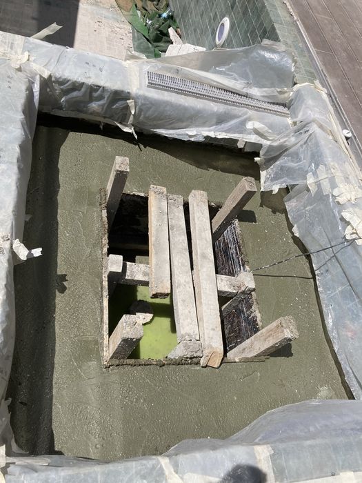 Serviço: remodelação, construção, eletrica, infiltraçao, ladrilho, etc