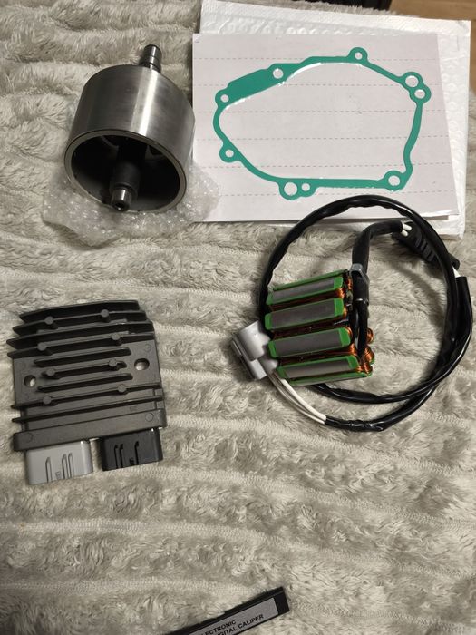 Kit de juntas do rotor do regulador Yamaha FZ1