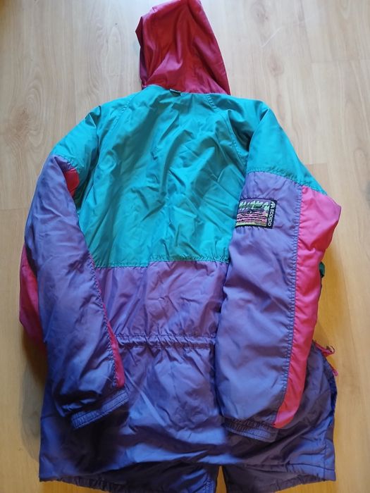 Blusão vintage da Adidas.
