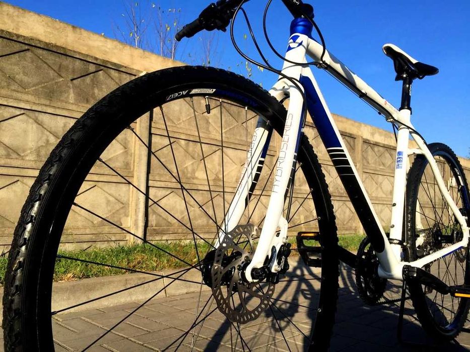 NAKAMURA NITRO 5.0 HYBRID Deore XT 28 Shimano  Specialized Orbea Marin