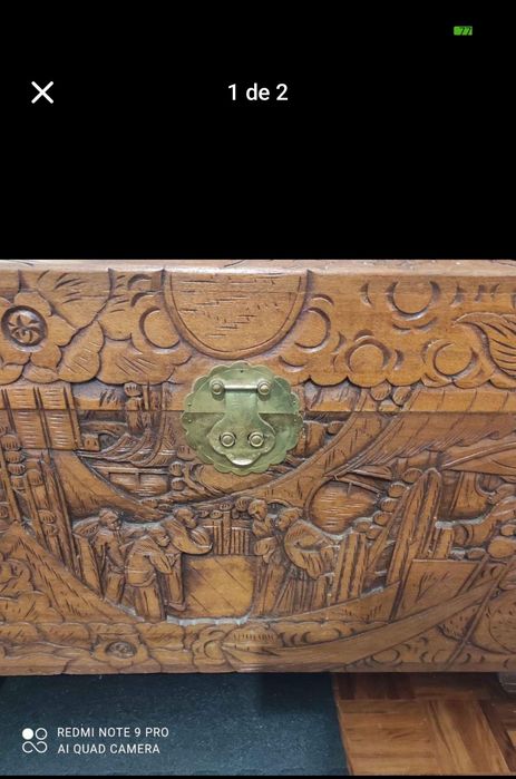 Arca de madeira em cânfora