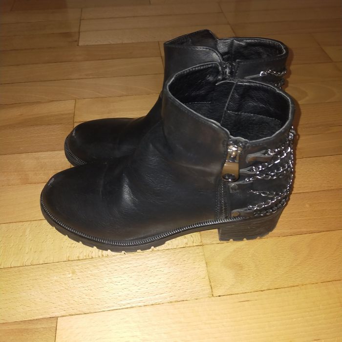 Buty krótkie kozaczki rozmiar 38