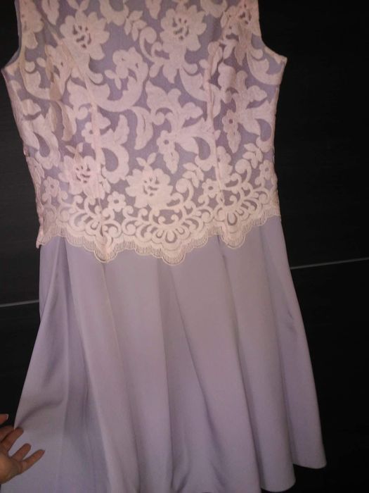 Sukienka elegancka koronka na wesele pudrowy róż