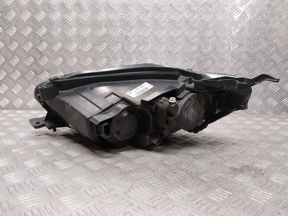 Citroen c-elysee lampa przód prawy org