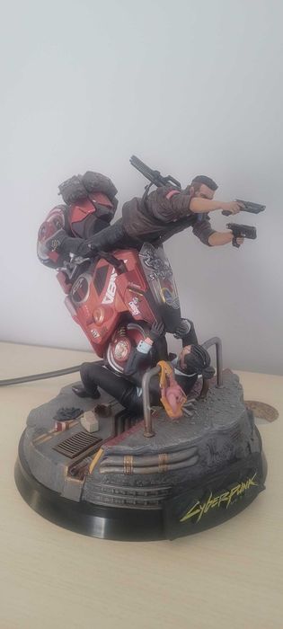 V na motocyklu Cyberpunk 2077 Edycja Limitowana