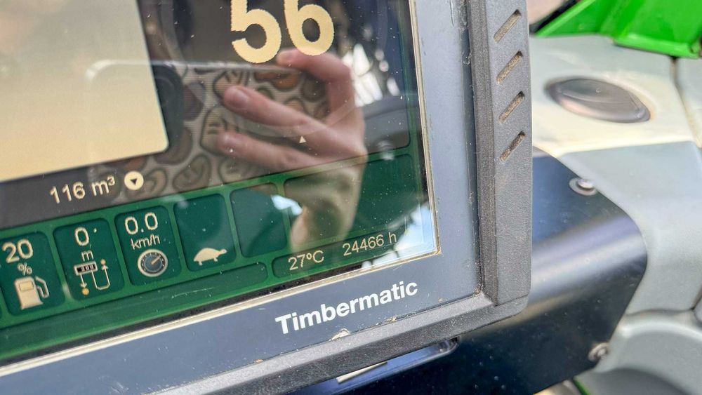 Harwester John Deere 1270E rok 2013