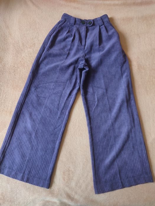 Spodnie szerokie fioletowe Bershka r. 34 jak sztruksy