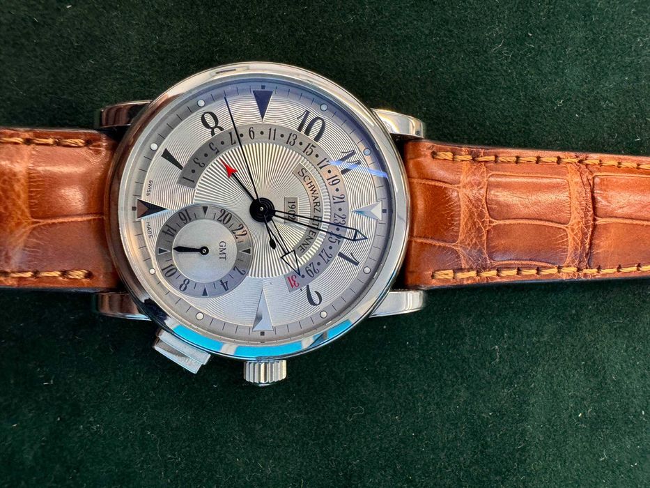 Новые Швейцарские часы SCHWARZ ETIENNE 1058401.070