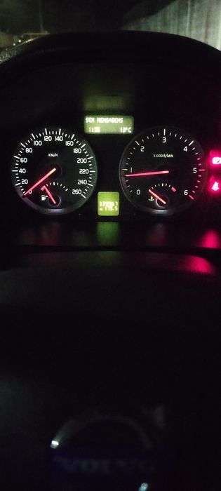 Volvo V50 venda / troca por comercial
