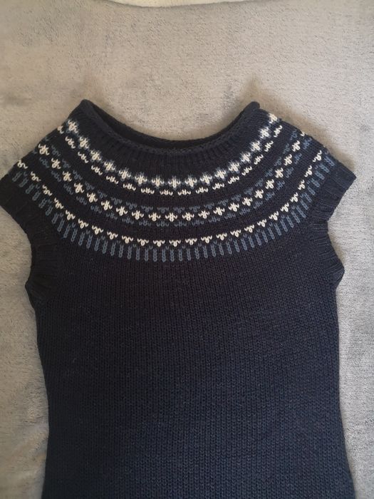 Sweter bezrękawnik.