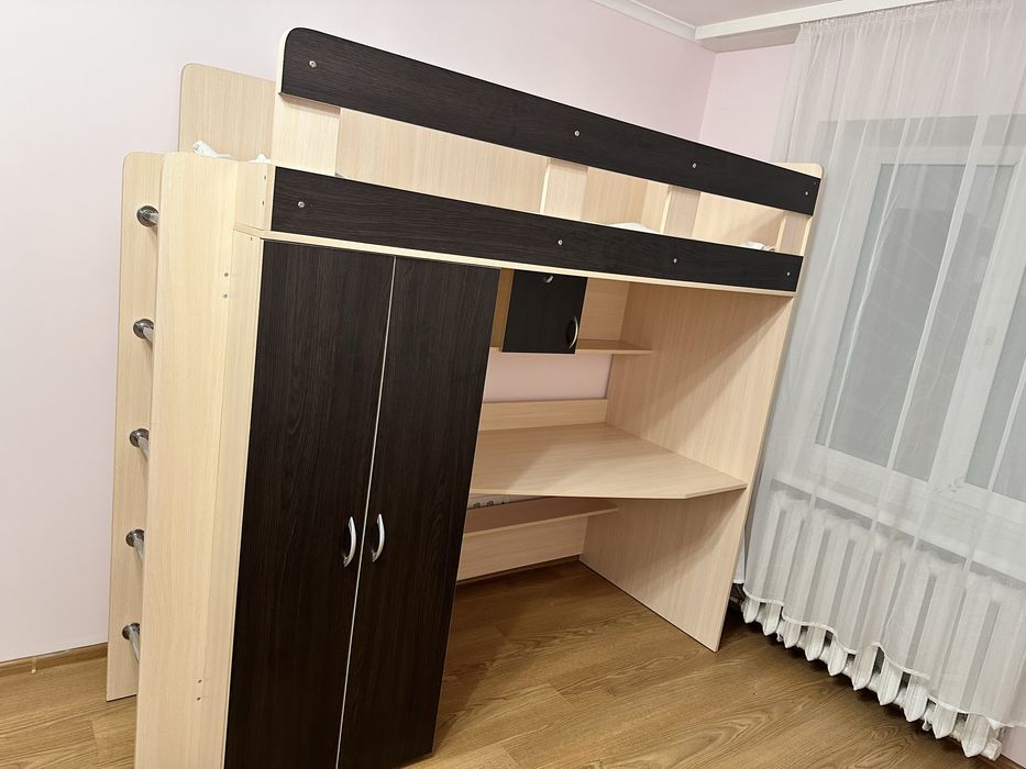 Ліжко чердак