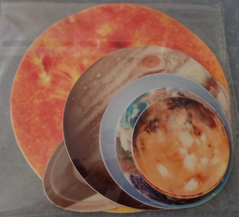 Conjunto de Planetas e Estrelas que Brilham no Escuro (818)