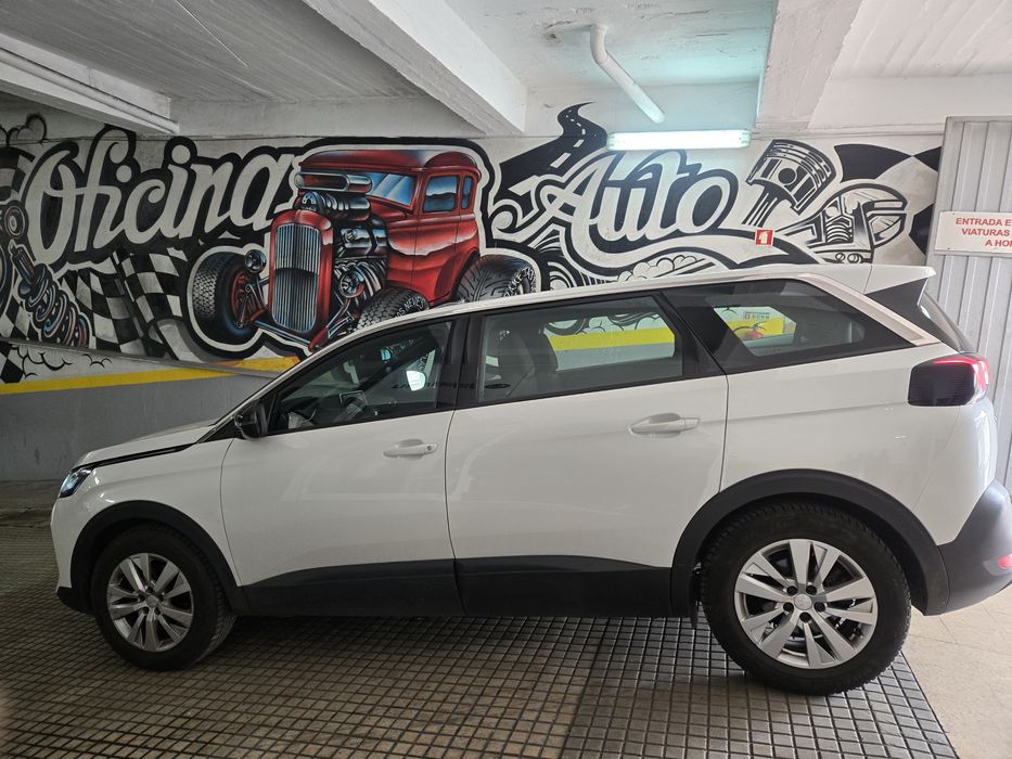 Carrinha Peugeot 5008