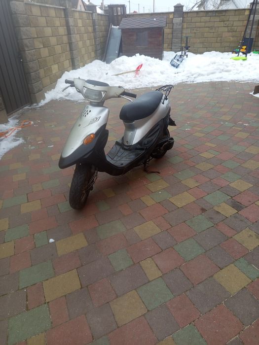 Продам скутер yamaha jog SA 24 заводиться їде
