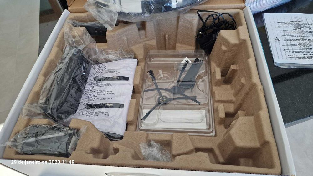 Robô Aspirador Silvercrest