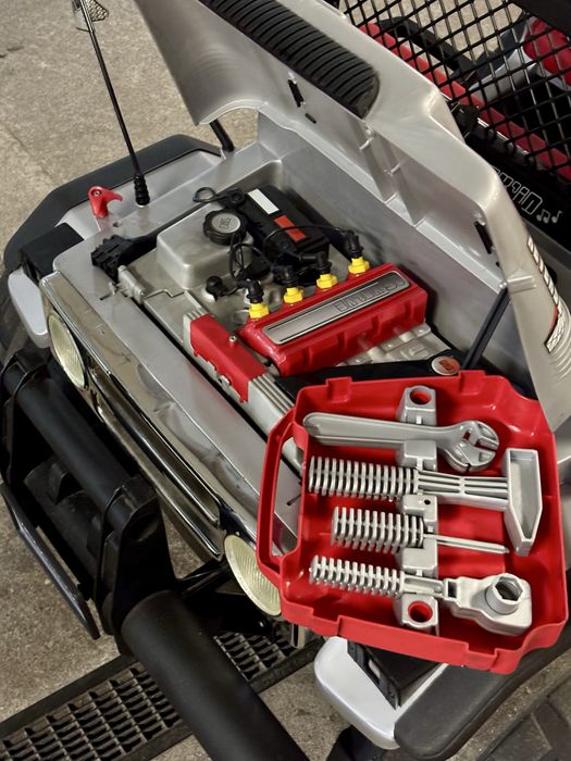 Samochodzik Elektryczny 12V Peg Perero
