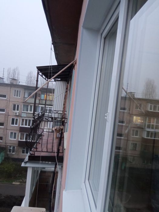 Теплі укоси (откосы) з сендвіч понелі