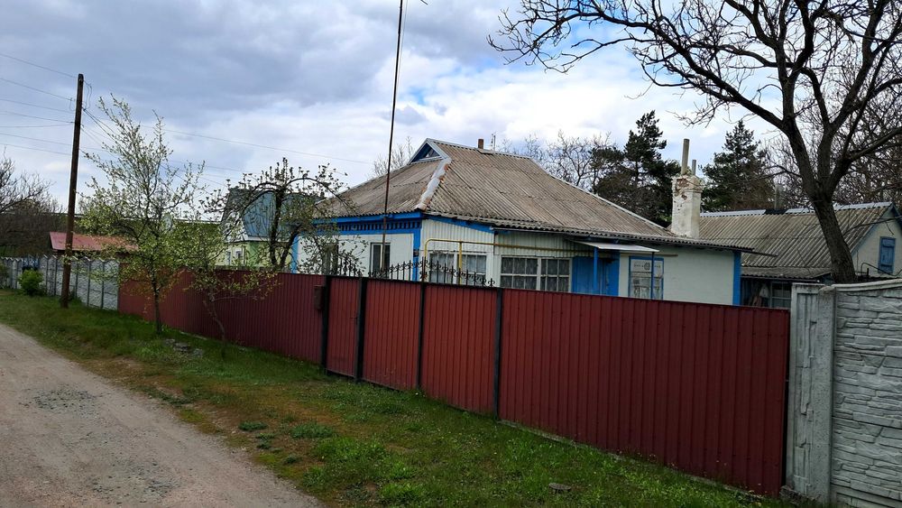 Продам будинок в селі Дмитрівка Кременчуцького району,Полтавської області.
