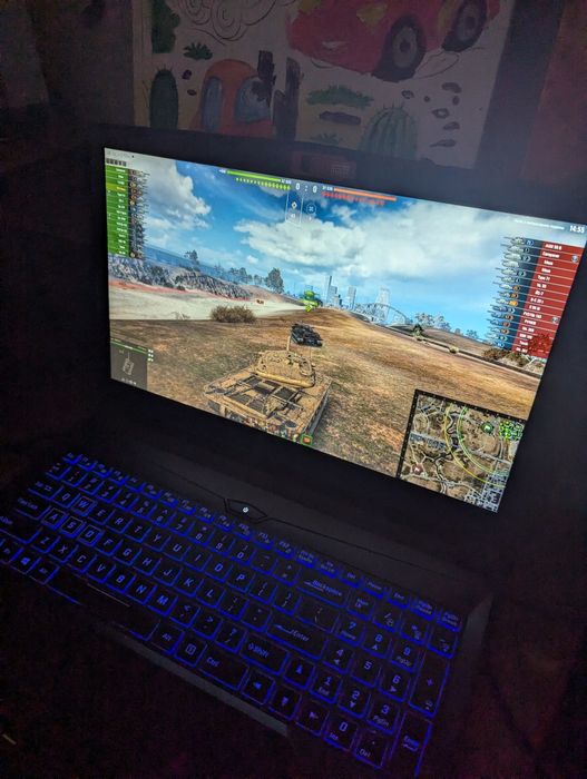 Ноутбук Clevo N 850 EJ