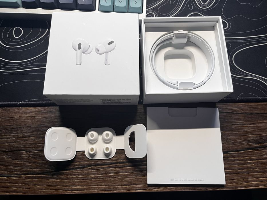 airpods pro кейс a 2084 - навушники та аксесуари Київ - OLX.ua