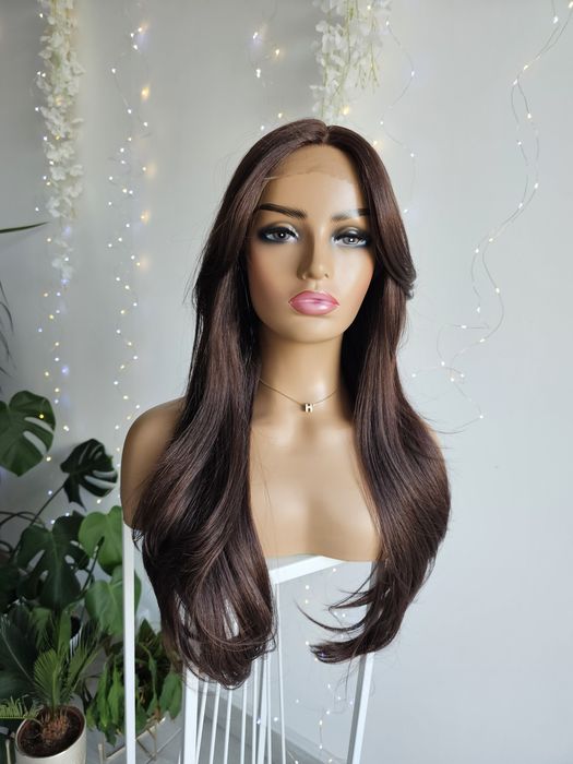 Długa peruka premium Jennyfer brąz lacefront naturalny efekt